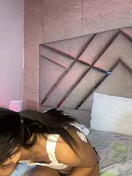 sophie_pariss' Live XXX Chat