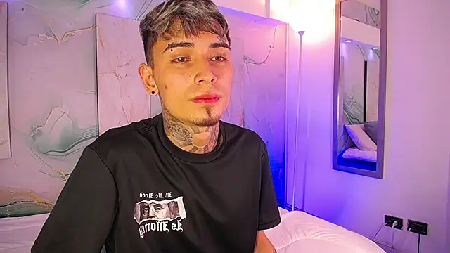 Max_Hader_'s Live XXX Chat