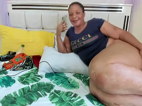 BUBLYASS26 Chat XXX in diretta