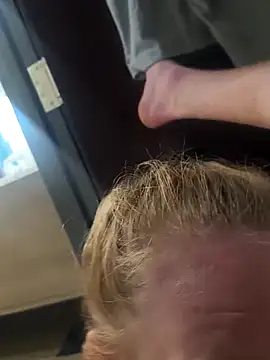 redslovestofuck Show Webcam