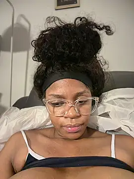 CharlottXのライブXXXチャット