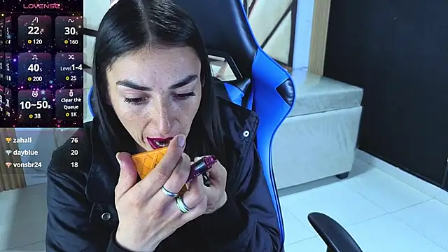 Maily_a_ 现场XXX聊天