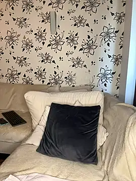 Show modela KarraJason na web-kameri