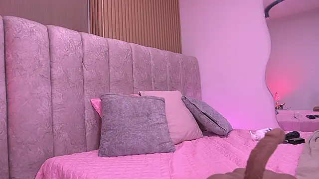 violeta_aroca – Naživo XXX chat