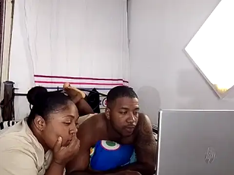 Chat XXX en directo de Mia-Victory