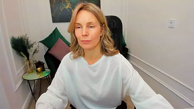 دردشة Sinty_Devis الجنسية المباشرة