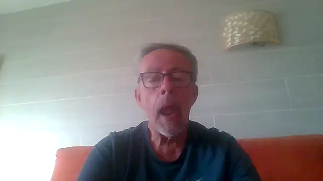 tuggy59: απευθείας συνομιλία ΧΧΧ