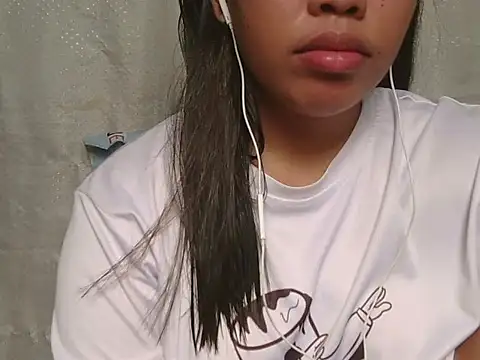 ChubbyButty Adlı Modelin Canlı XXX Sohbeti