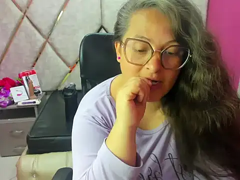 Sarah_Boobs_: απευθείας συνομιλία ΧΧΧ