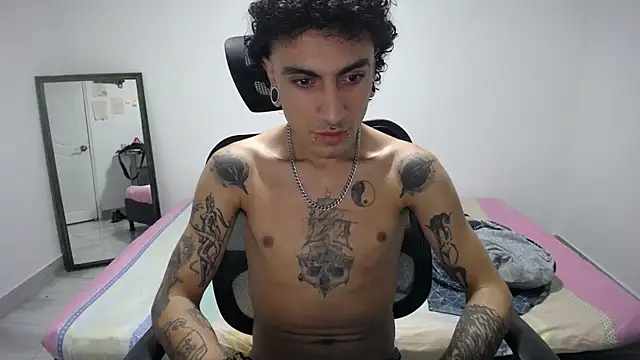 present_the_magicn Webbikameraesitys