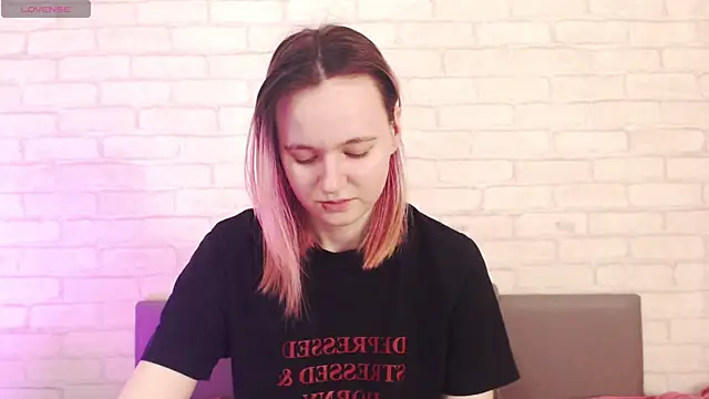 Ericha_Stone Live XXX-Chat