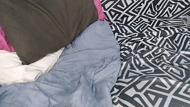 CamilaRoom Adlı Modelin Canlı XXX Sohbeti