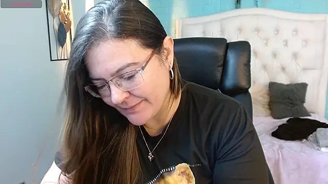 MsJossie live XXX chat