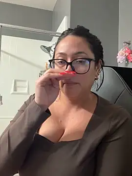 Goddessxxrosexx's Live XXX Chat