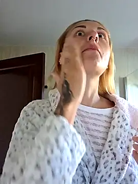 kylie_blck 现场XXX聊天