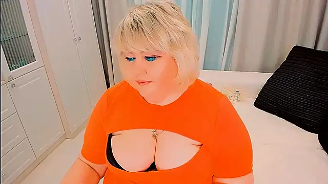 BIGTITSBBW's Live XXX Chat