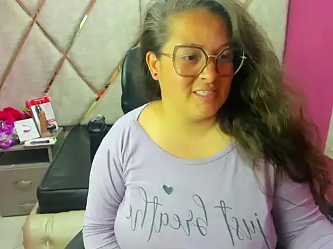 Sarah_Boobs_のライブXXXチャット