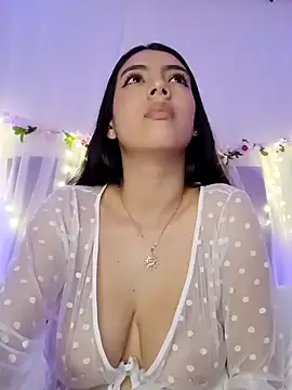 Julie_Bennetn Live XXX chat