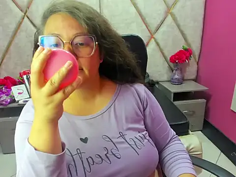 Sarah_Boobs_のライブXXXチャット