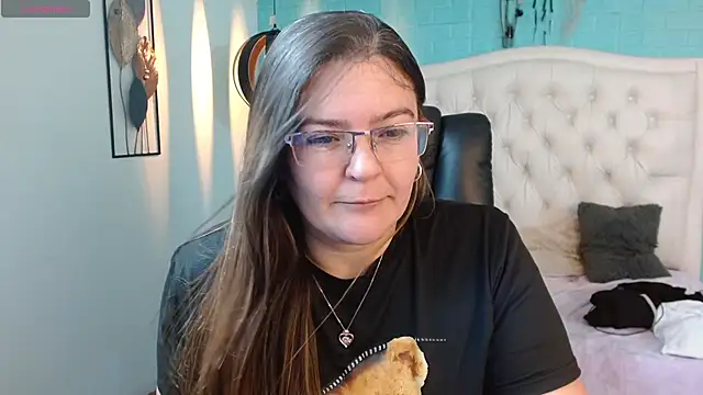 MsJossie Chat XXX in diretta