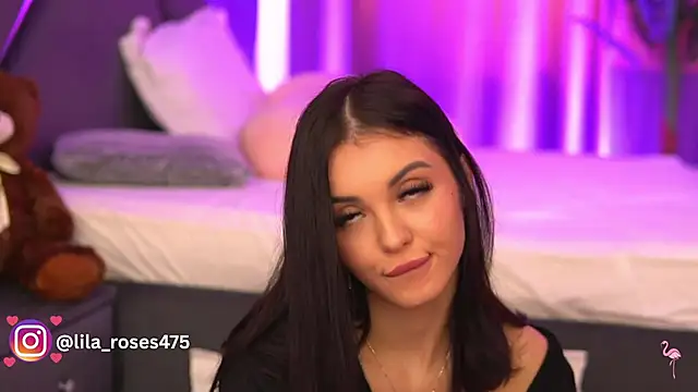 Živý XXX chat LilaRoses