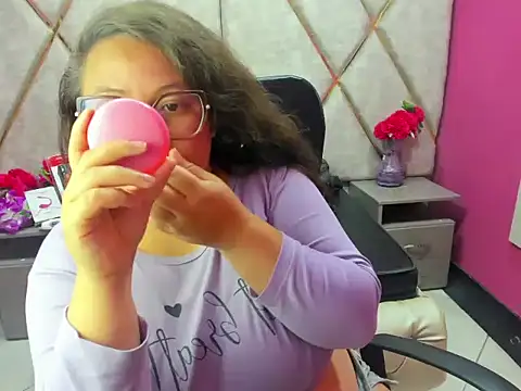 Sarah_Boobs_'s Live XXX Chat