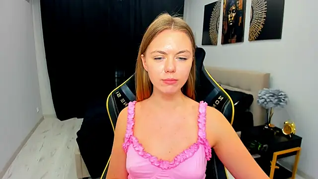 Strawberrye's Live XXX Chat