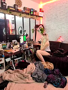 ScarletCallings_420's Live XXX Chat