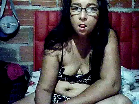 Show de lola_teem na webcam