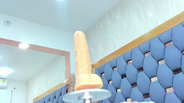 crystal_sm's Live XXX Chat