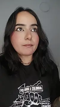 tiffanybrowm élő XXX-chatje