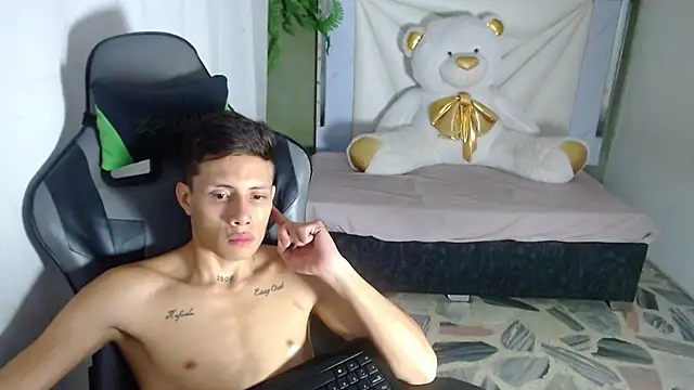 Didi_hard Adlı Modelin Canlı XXX Sohbeti