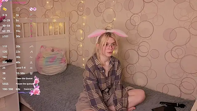 CarleySuski – Naživo XXX chat