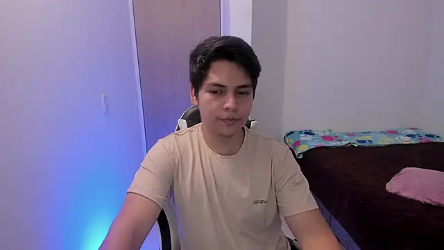 Asta_YunoXXX: απευθείας συνομιλία ΧΧΧ