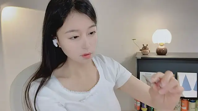 Onechestnut 라이브 XXX 채팅