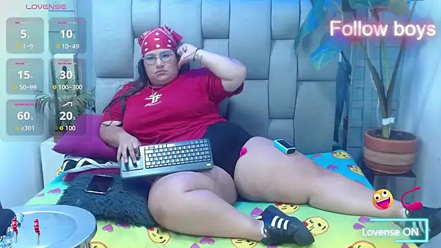 Chatroom XXX en direct de evelin_zaens