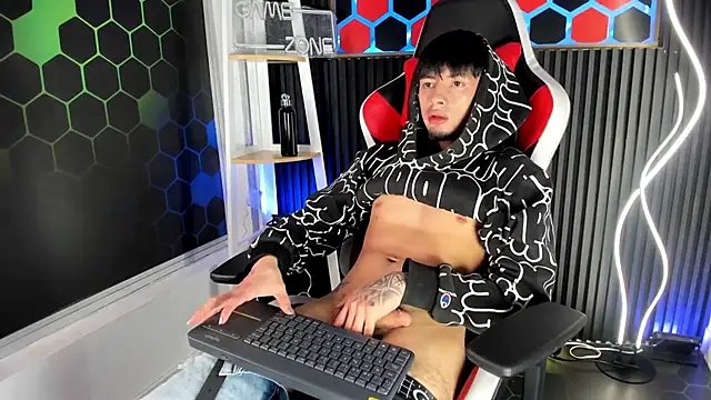 Czat XXX na żywo – Steev_Novoa