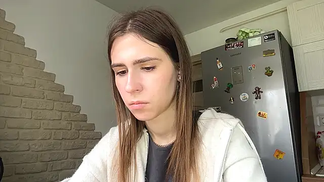 ElsieKuhlmann live XXX chat