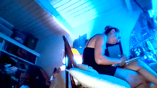 Ambioncen Live XXX chat