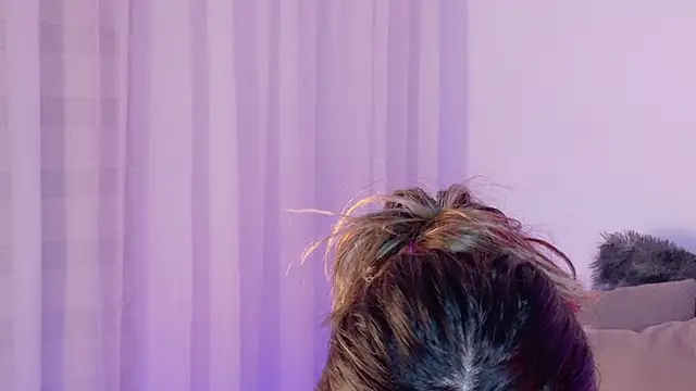 دردشة KylieVennet الجنسية المباشرة