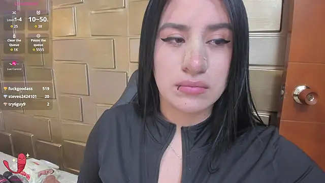 Chatroom XXX en direct de Nara_belen