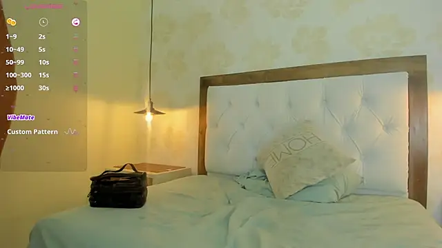 Chatroom XXX en direct de clarisKlein