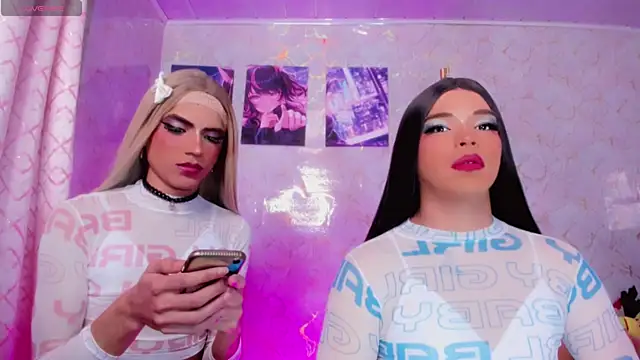 Kate_and_penny: онлайн-секс-чат