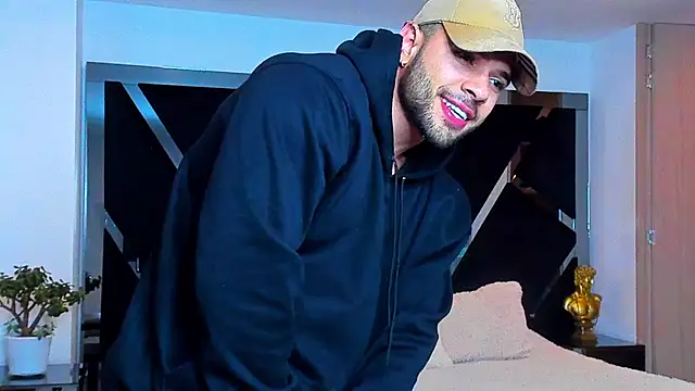 Raytorres: απευθείας συνομιλία ΧΧΧ