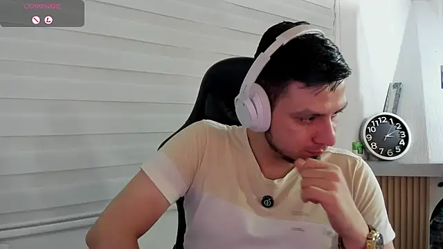 عرض كام Rick_Adams