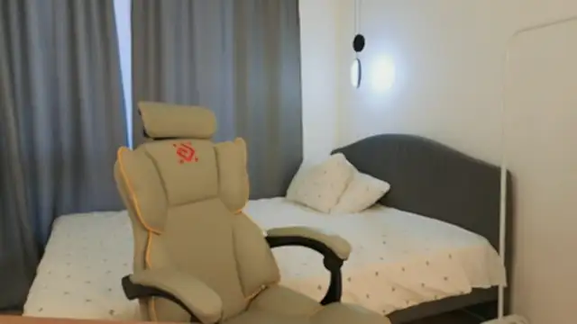 Chat XXX en directo de yourrdanceteacher