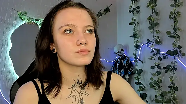 دردشة Elastikisss الجنسية المباشرة