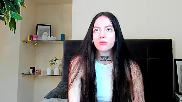 AdrianaCult's Live XXX Chat