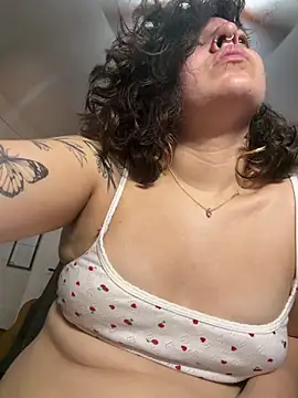 Mamachulita's Live XXX Chat