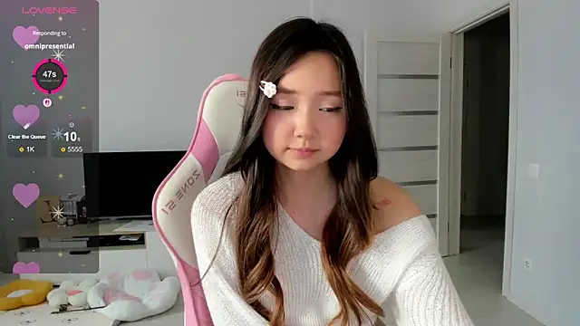 Fluffy_Rose Chat XXX in diretta